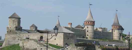 Средние века. Каменец-Подольская крепость. Замок Каменец